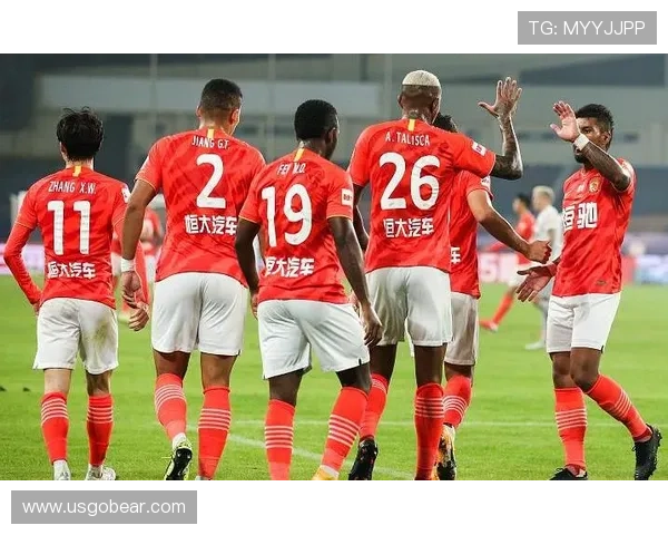 蒙克上演精彩欧洲步突破1打3成功打成21助力球队反击 蒙克上演精彩欧洲步突破1打3成功打成21助力球队反击